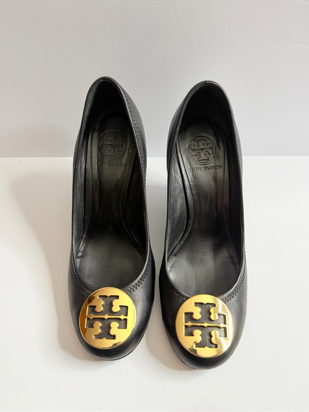 Tory Burch Black Leather Pumps with Gold Logo Emblem